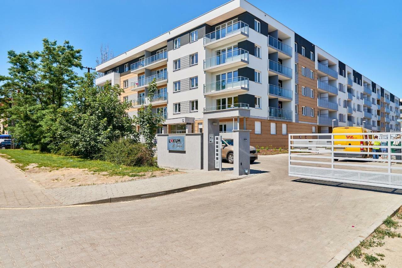 Vintage Apartment In New Estate With Parking - Krzyki Wroclaw By Noclegi Renters Exterior photo
